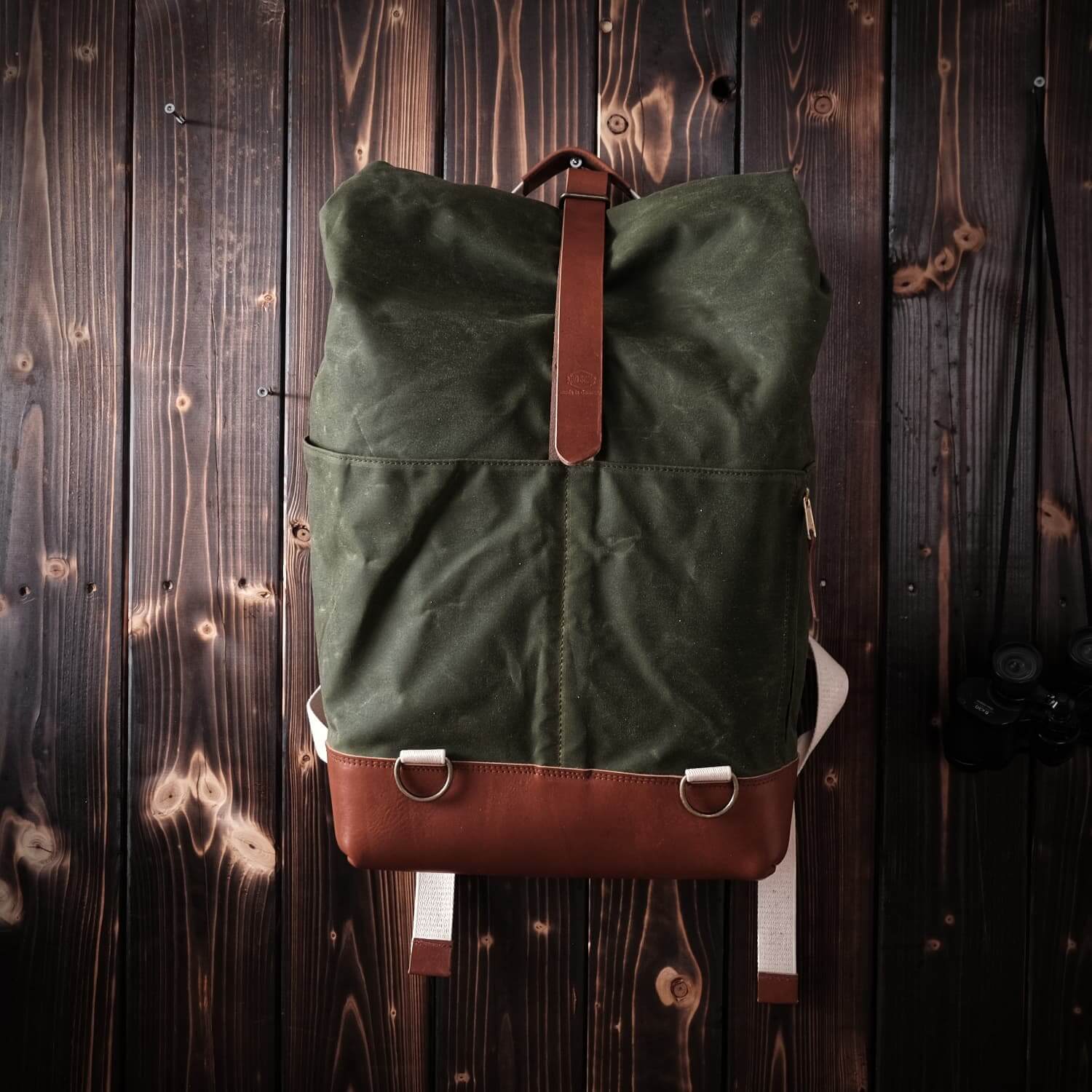 Handgefertigter Rolltop-Rucksack - olivgrün