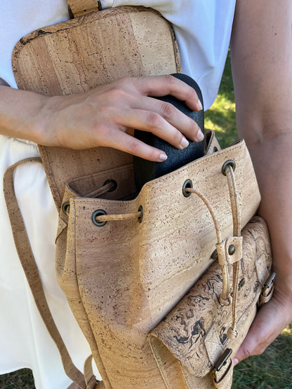 Stilvoller Rucksack aus Kork, vegan „Lapeirousia“ 